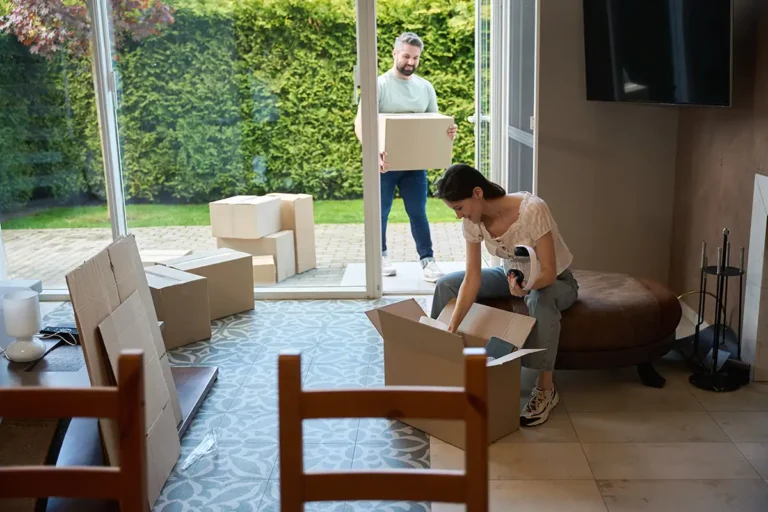 Discover stress-free Wimbledon removals with Mario Moving. Expert local movers offering packing, storage, and relocation services across Wimbledon and beyond.