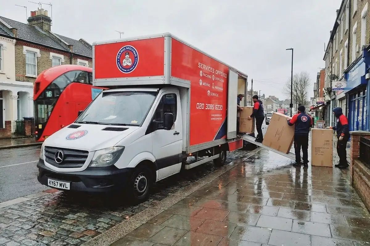 House Removals Greenwich made simple with expert planning tips, local insights, and professional moving advice from Mario Moving. Trusted London removals support.